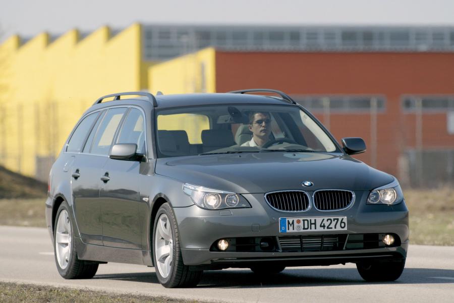  BMW 545i Touring (E61) 2004 года  (WW) (фото 39 из 42)